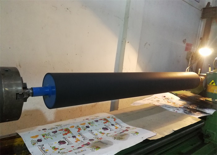 硅膠膠輥的神奇應(yīng)用從工業(yè)到生活，無處不在的膠輥身影